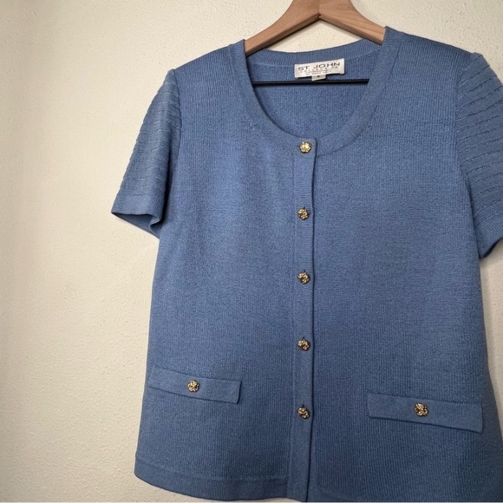 St. John Short Button Up Sweater Top, Blue, size 6 - Picture 2 of 5